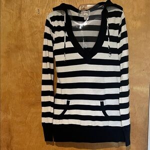 Women’s Striped Black and White Long Sleeve Hoodie Sz.M